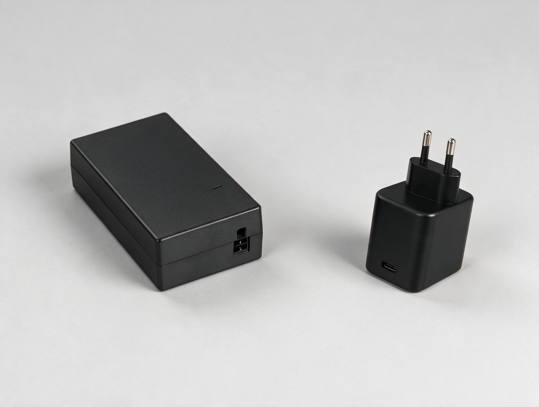Bloc 12 V et adaptateur USB-C deux alimentations Zebra à ne pas confondre